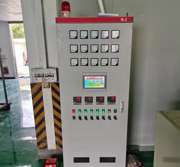 �~�ܵ��F���t����ϵ�y