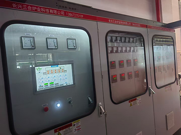 �F���t���b�{ԇ������