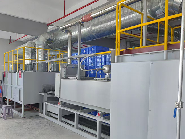 �F���t���b�{ԇ������